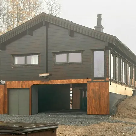 Architect-designed Log By Myllavannet *